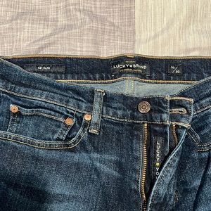 Lucky Brand, mens jeans, size 32/30, slim